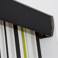 Add a contrasting coloured pelmet to make your blind stand out from the crowd